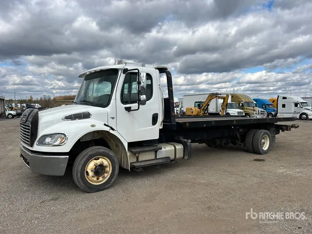 2012 Freightliner M2 106 4x2 Rollback Truck