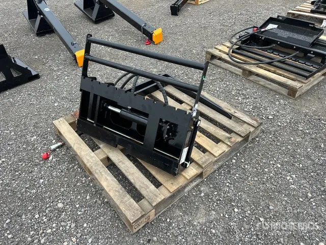 2026 GIYI GY-CYHC 28 in Skid Steer Forks (Unused)