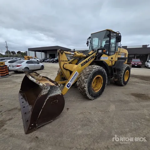 2018 Komatsu WA270-8 Wheel Loader