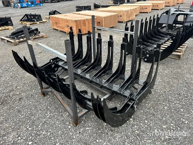 2026 GIYI GY-CLG72 70 in Skid Steer Grapple (Unused)