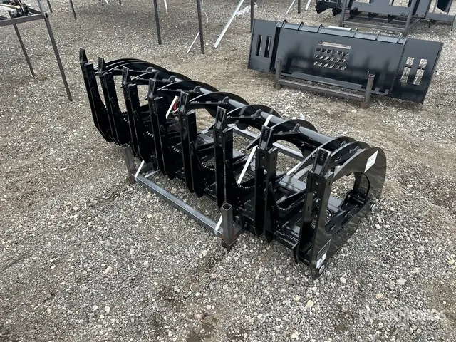 2026 GIYI GY-CLG72 70 in Skid Steer Root Rake (Unused)