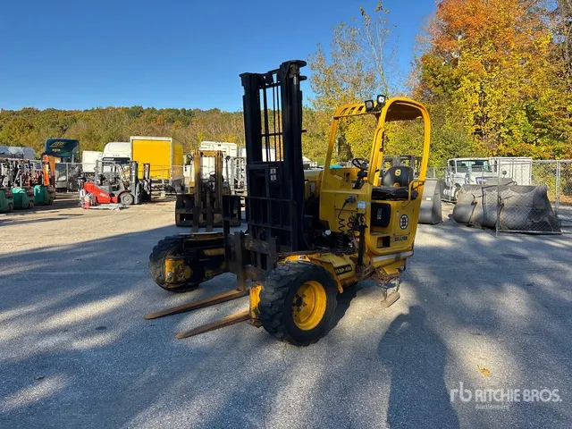 2022 Sellick STM-55PRK4-4W 5500 lb 3x3 Truck Mounted Forklift