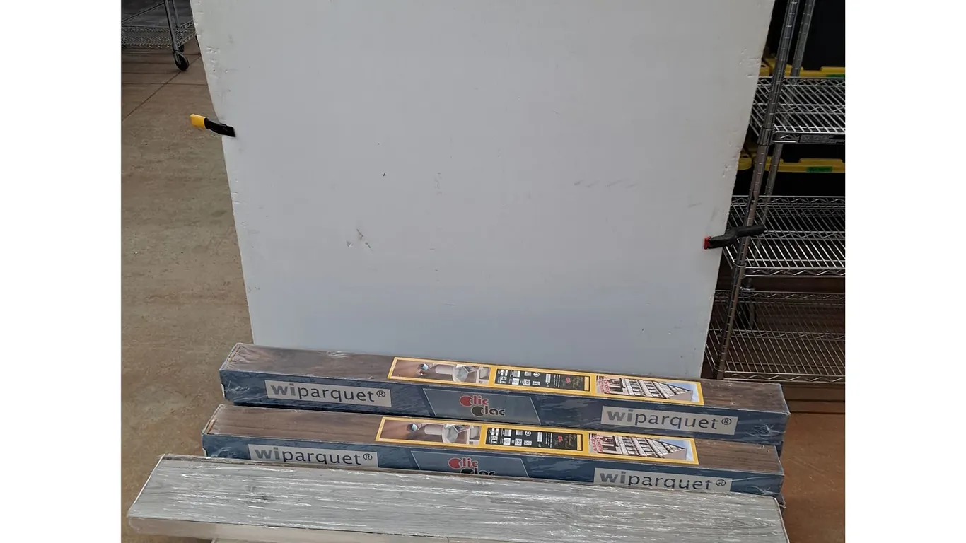 * (7) Packs of Flooring of Various Types, Pickup Only