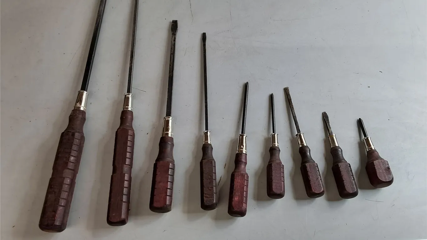 Wood Screwdriver Set