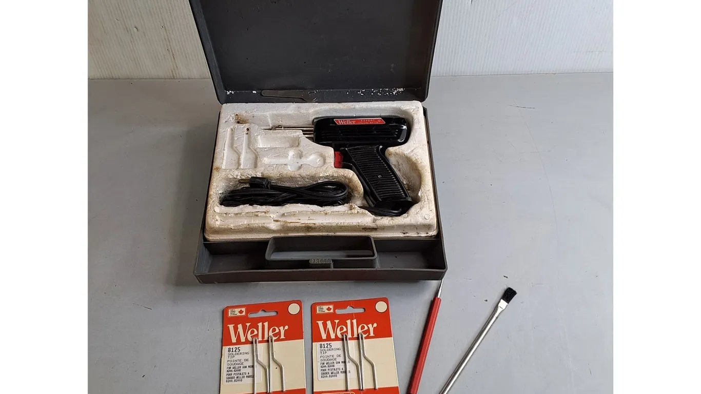 Weller Soldering Gun, Tips & Case
