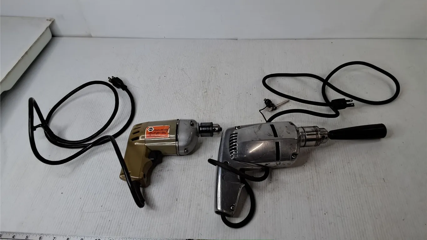 Shopmate 1/2" Drill & Black & Decker 3/'8" Drill- Both Power On, Pickup Preferred