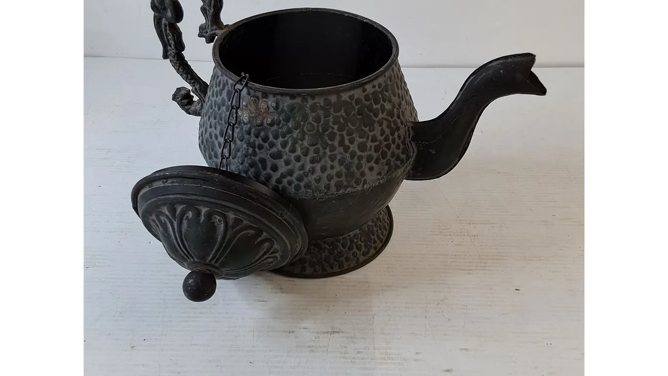 Metal Decorative Teapot with Lid
