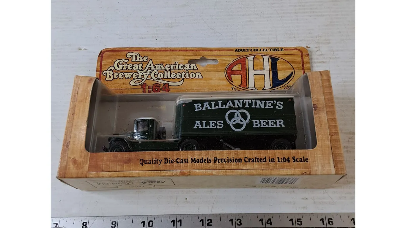 The Great America Brewery Collection 1:64 Ballantine's Shipping Truck In Box