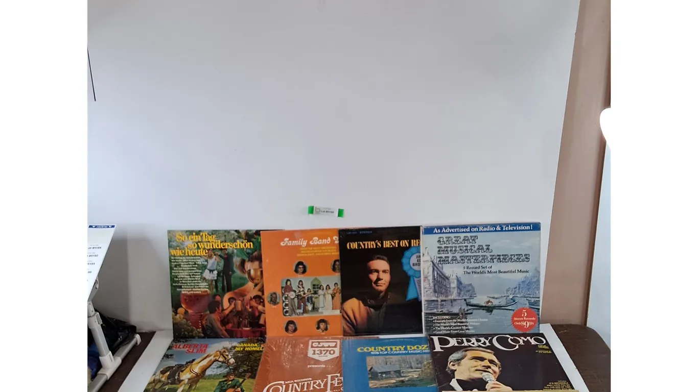 (12+) Vinyl Records, Elvis, Johnny Rivers, Perry Como, Engelbert Humperdinck, Rumba