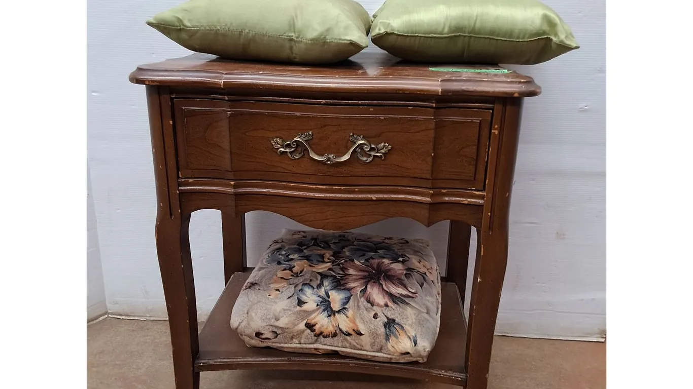 *Table w/ Shelf & Drawer (23x15x27") - (3) Small Pillows, Pickup Only