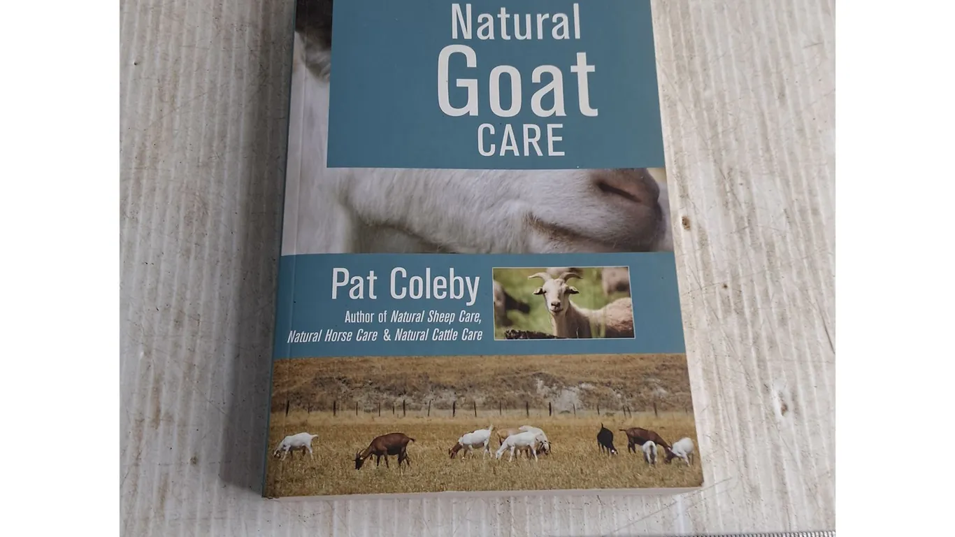 Natural Goat Care Book