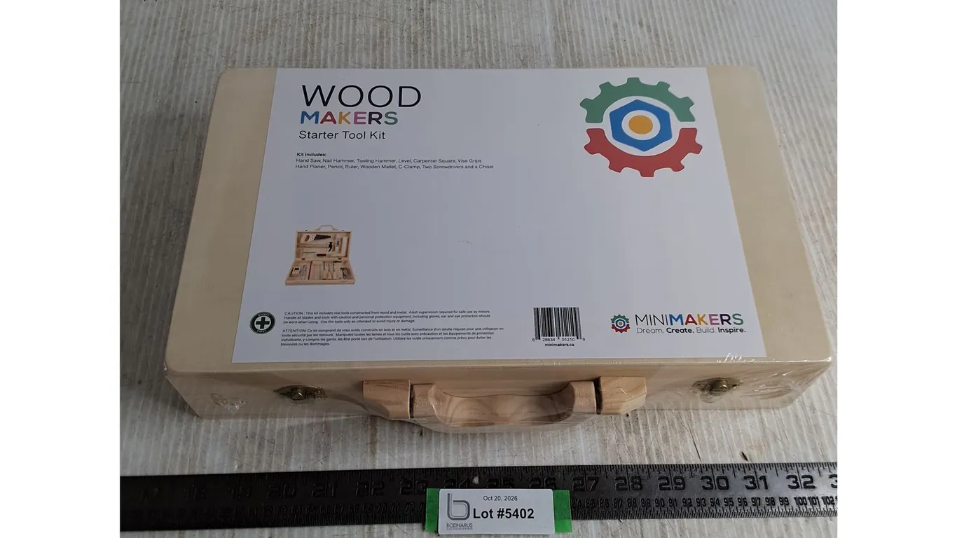 NIB MiniMakers Wood Maker 16-Piece Starter Tool Kit