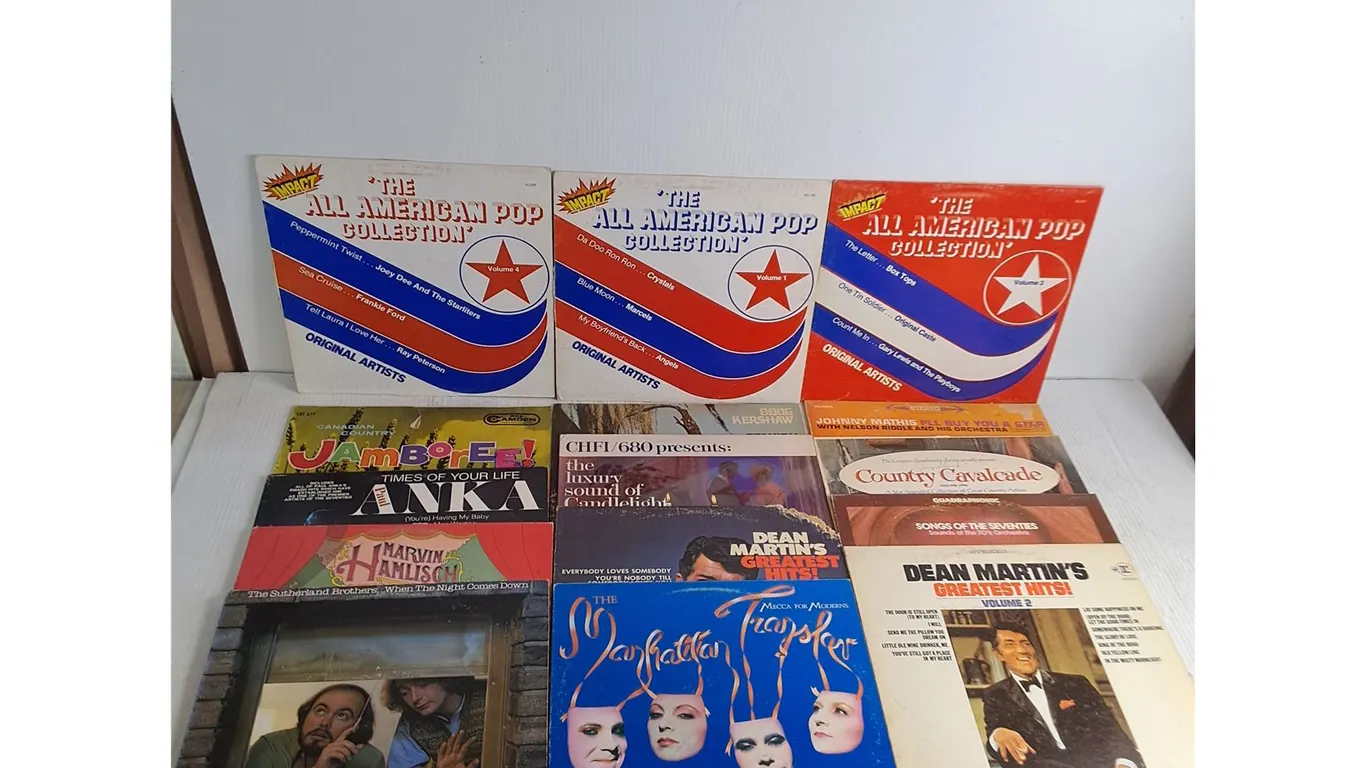(15) Records - Paul Anka, Dean Martin, Johnny Mathis