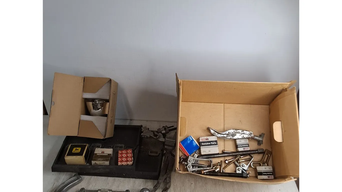 Assorted Mechanical Parts, Hand Tools, New Flood Lamp