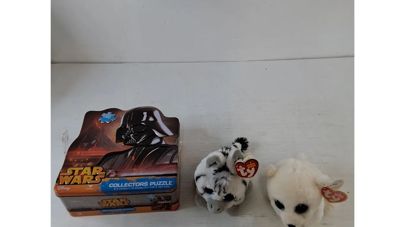Star Wars Darth Vader 1000 Piece Jigsaw Puzzle As-Is, (2) Beanie Babies, Stripes and Arctic