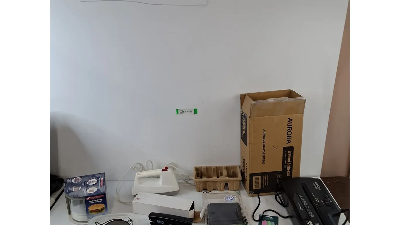 Portable Work Light Tested Works, Hamburger Stacker, Paper Shredder NIB, Mixed Tested Works, Stapler