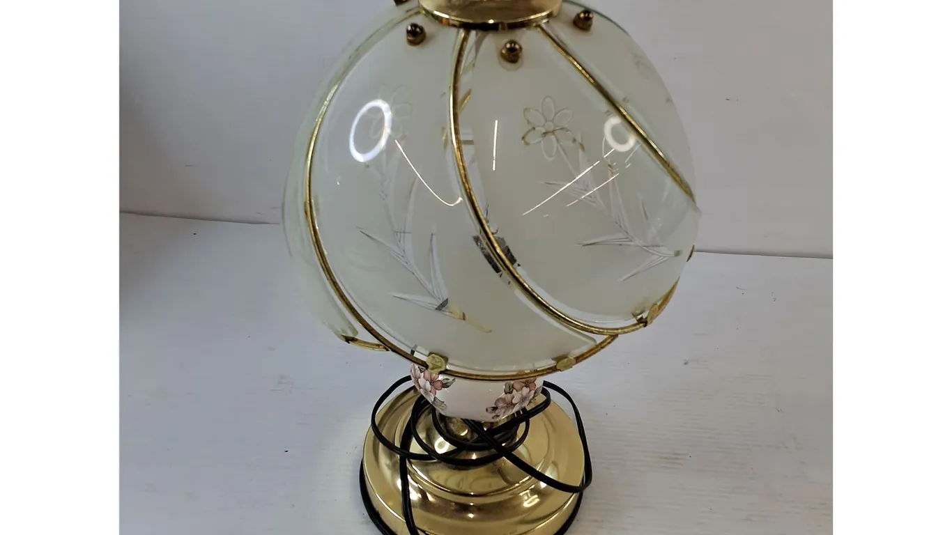 Touch-Activated Lamp Tested As-Is