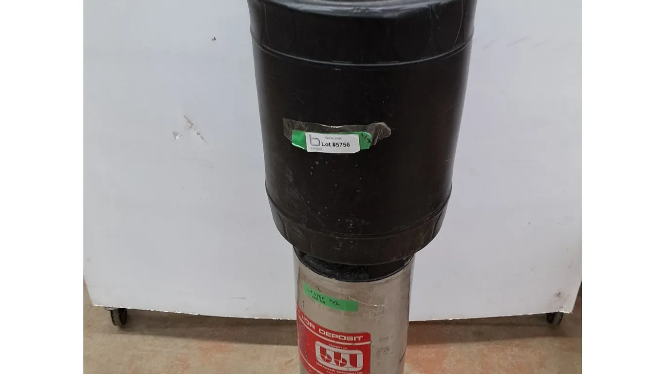 **Pressurized Beverage Container - Liquid Dispenser No Shipping