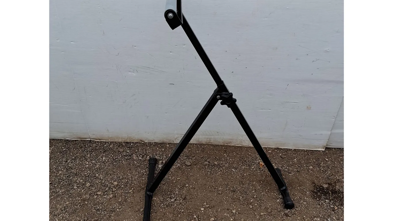 **Adjustable Single Roller Stand, Pickup Only