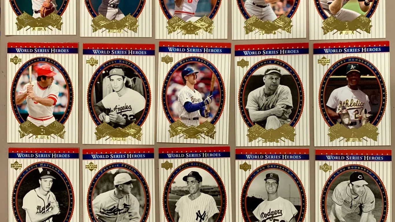 (15) MLB Baseball - Lot of World Series Gold Foil Cards NRMINT - MINT Authentic