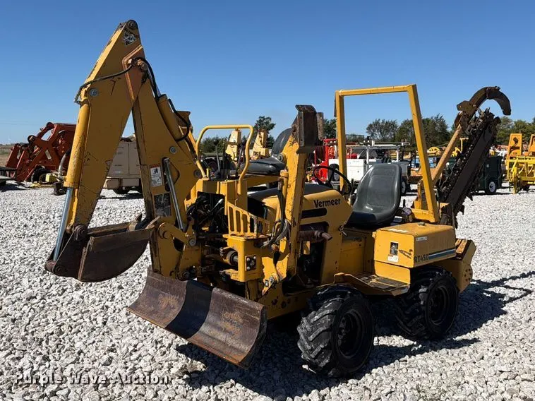 2004 Vermeer RT450 trencher