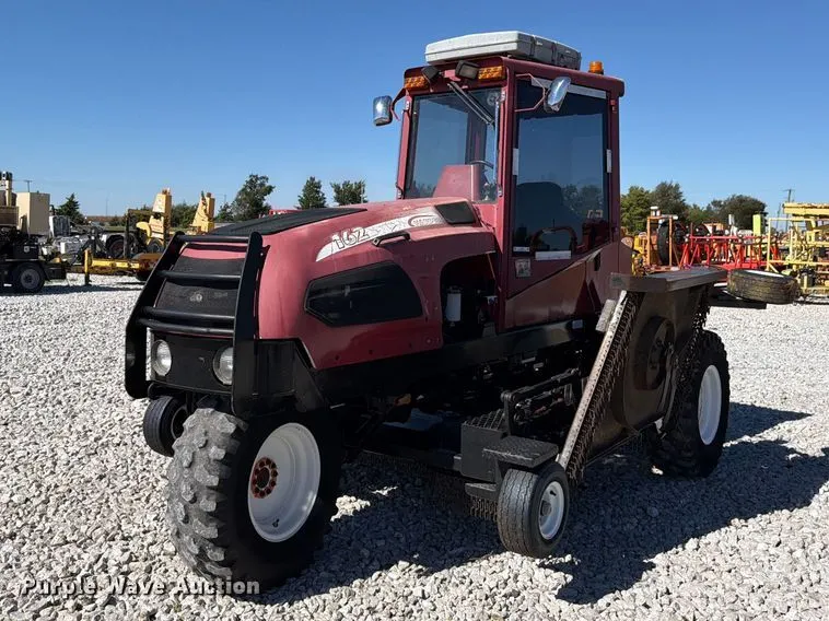 Harper 162 slope mower