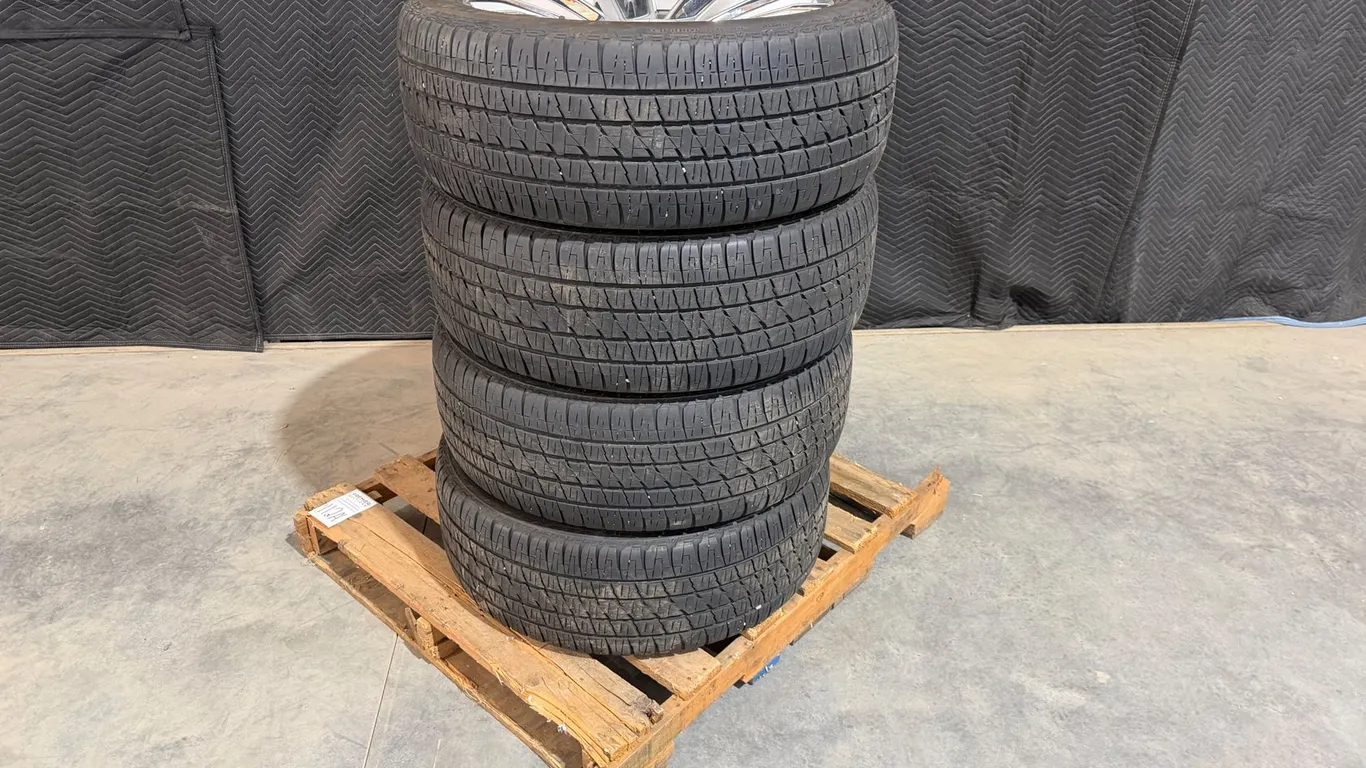Bridgestone Dueler H/R Tires