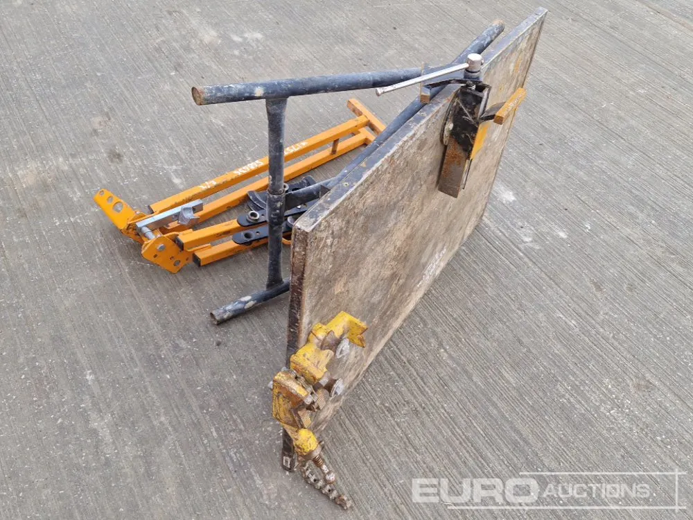 Manual Pipe Bender, Folding Work Bench, Vice