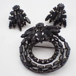 Black Stone Sherman Brooch & Earrings