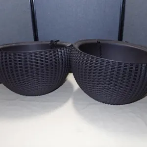 Plastic Weave Hanging Baskets