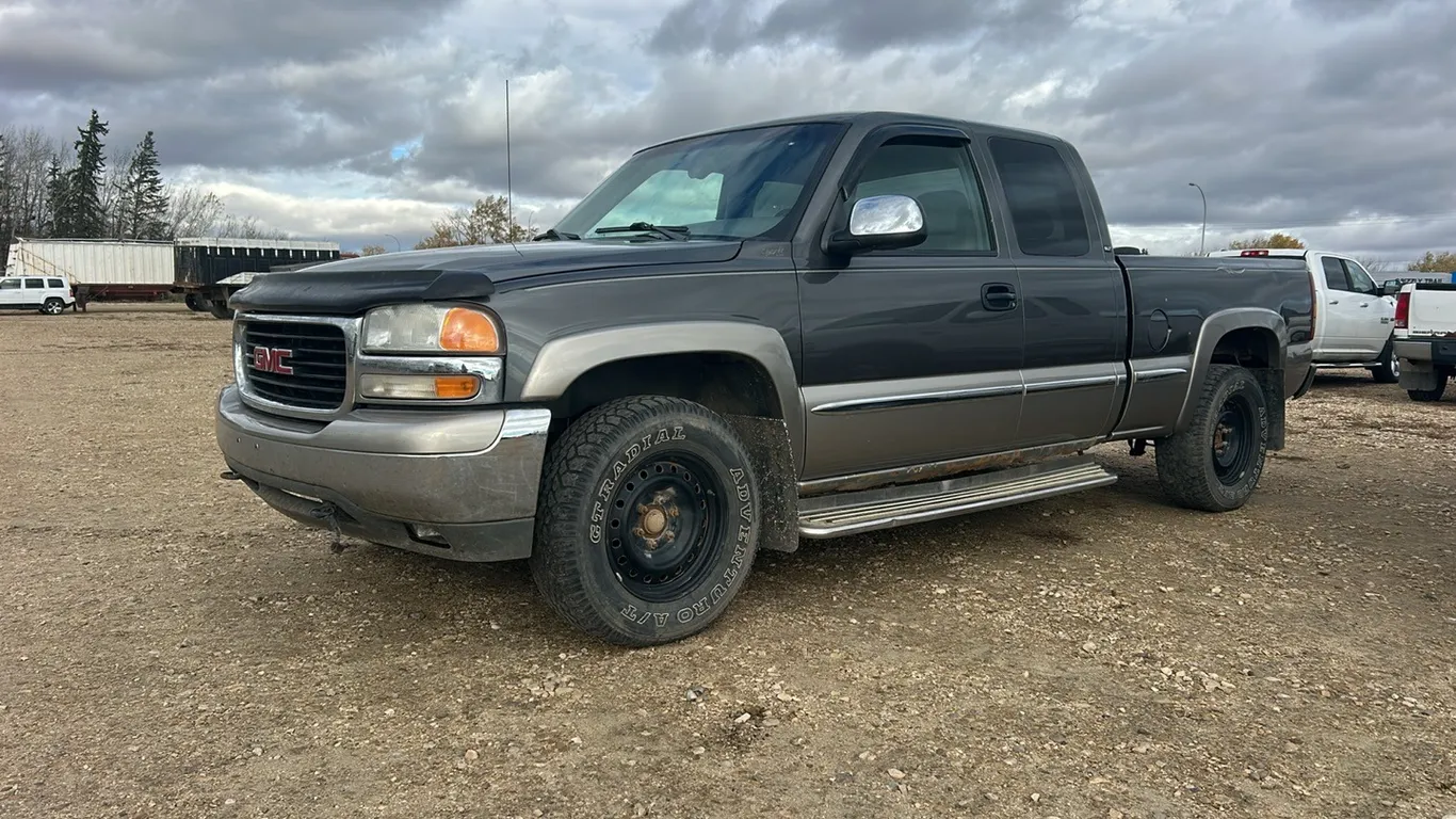 2000 GMC Sierra 1500 Truck, 5.3L, 2WD, 286,000km, M.Grey, *VIN 1GTEK19T9YZ307306 (P10-R2-S1591)