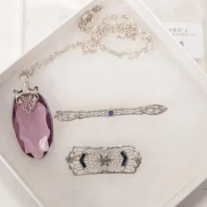 Edwardian 14kt white gold filigree bar brooch set with small sapphire gemstone, sterling silver Edwa