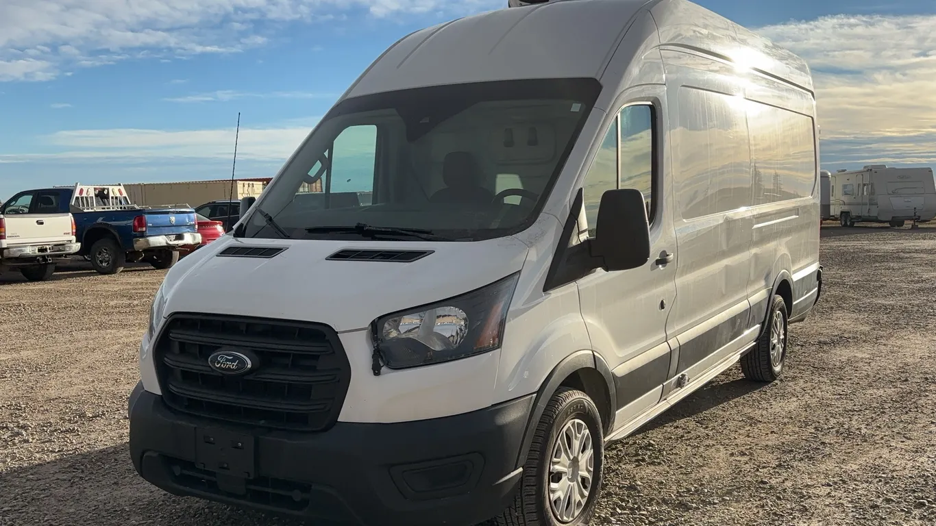 2020 Ford 350 Transit Van *Unreserved*