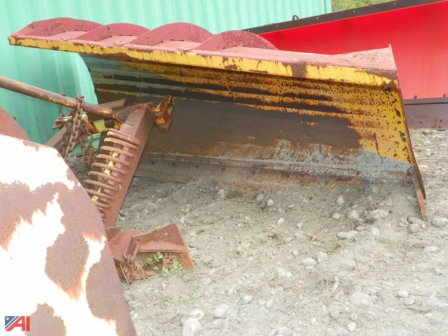 Right Hand 12' Funnel Plow