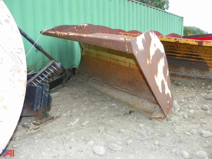 Right Hand 12' Funnel Plow