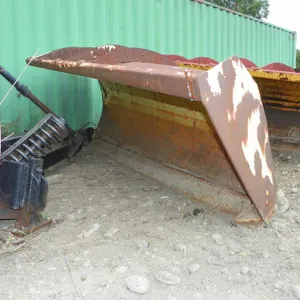 Right Hand 12' Funnel Plow
