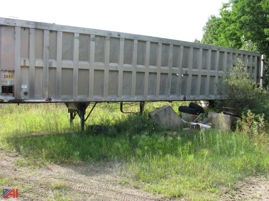 1994 J&J Pusher Trash Trailer