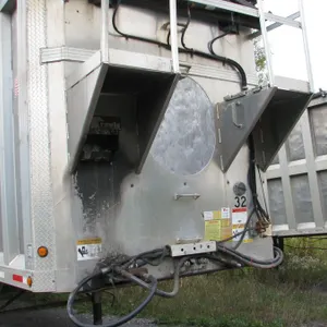 2015 Travis  Live Bottom Trash Trailer