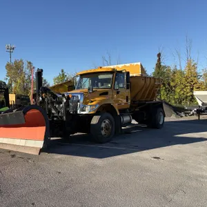 2005 International WorkStar 7500 Dump Truck