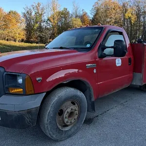 2005 Ford F350 Utility Truck