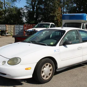 1998 Ford Taurus Sedan