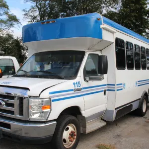 2015 Ford E450 Wheelchair Bus