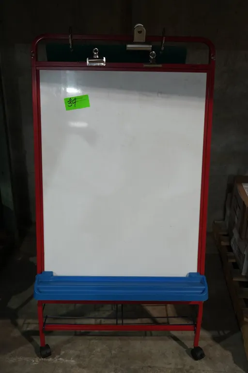 Easel