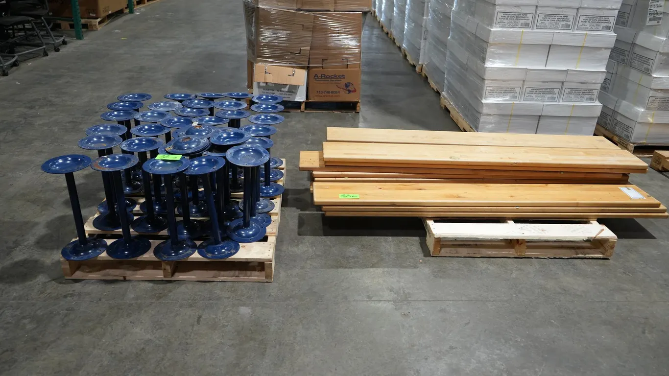 Indoor Benches & Stands