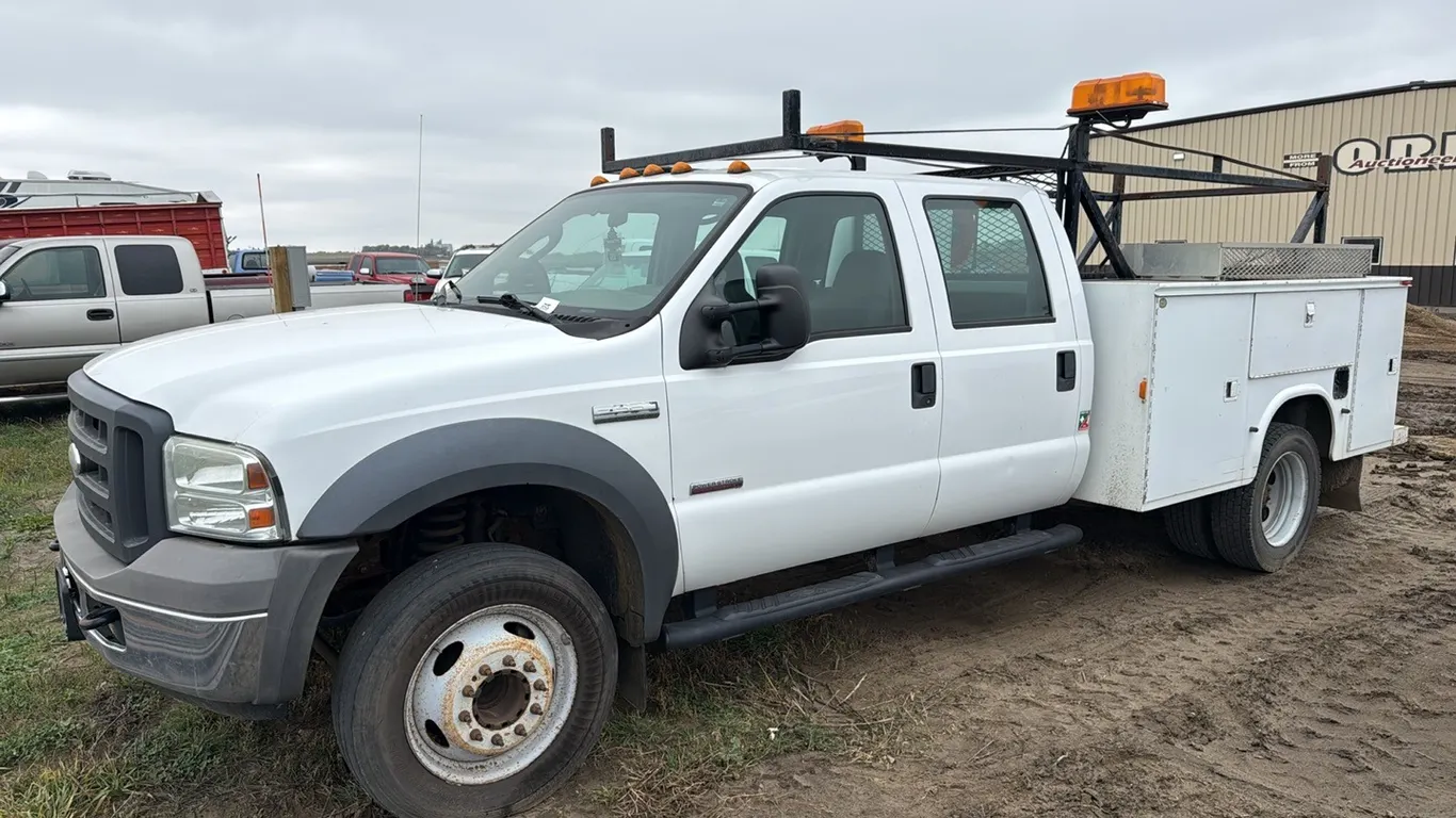 1924 - 2005 Ford F550