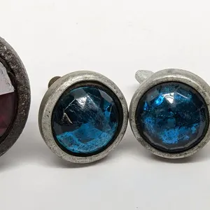 GLASS REFLECTOR LICENSE PLATE STUDS & FENDER MOUNT REFLECTOR