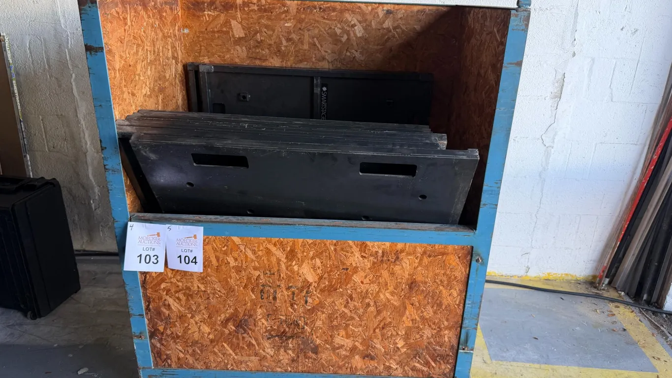 INDUSTRIAL ROLLING STORAGE CART