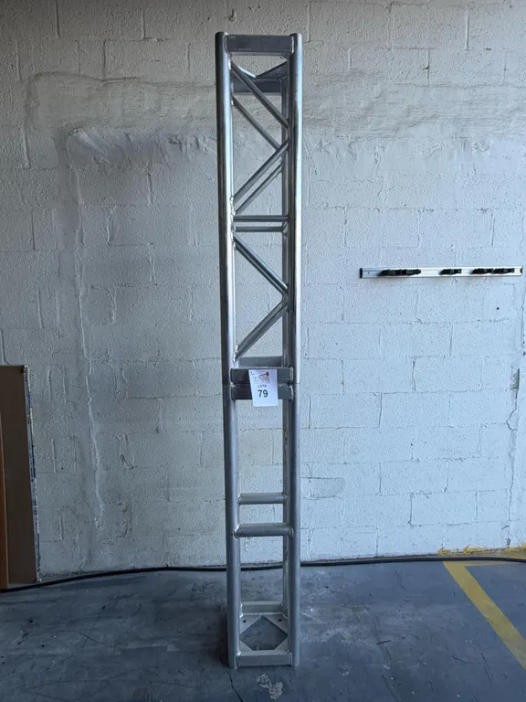 ALUMINUM SQUARE TRUSS SEGMENTS