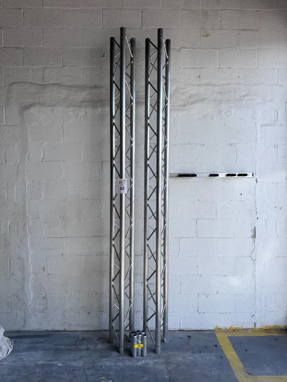 ALUMINUM TRIANGLE TRUSS SEGMENTS