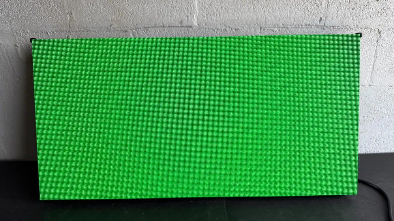 CHIPSHOW OUTDOOR LED HIGH-BRIGHTNESS DISPLAYS